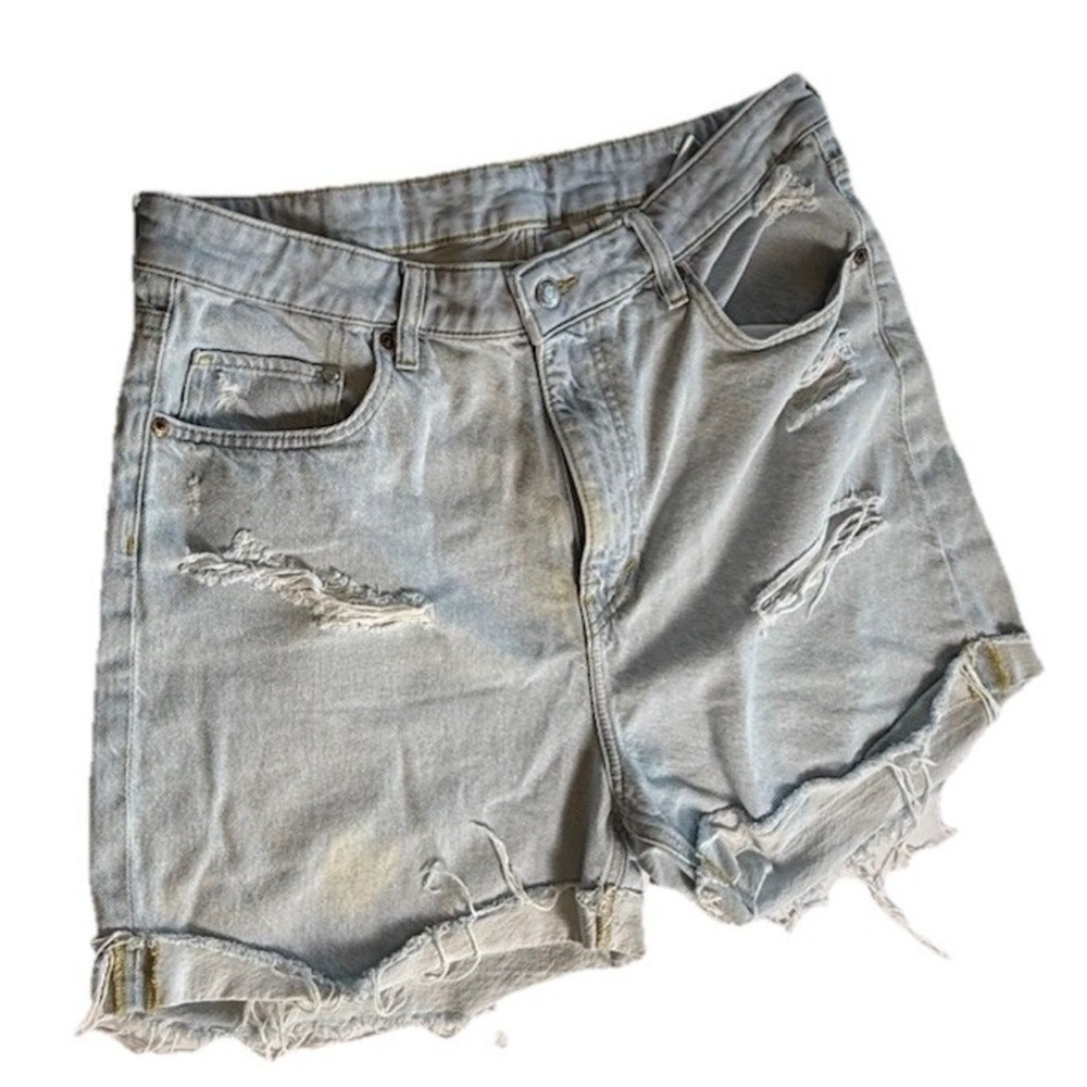 H&M Mom Shorts Women's Size 12 Light Wash Denim Ultra High Waist Distressed-740